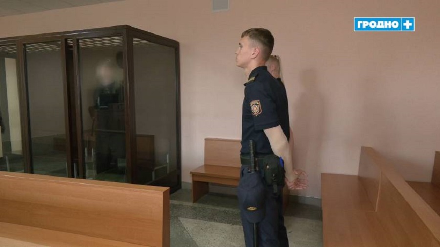 блогер в суде