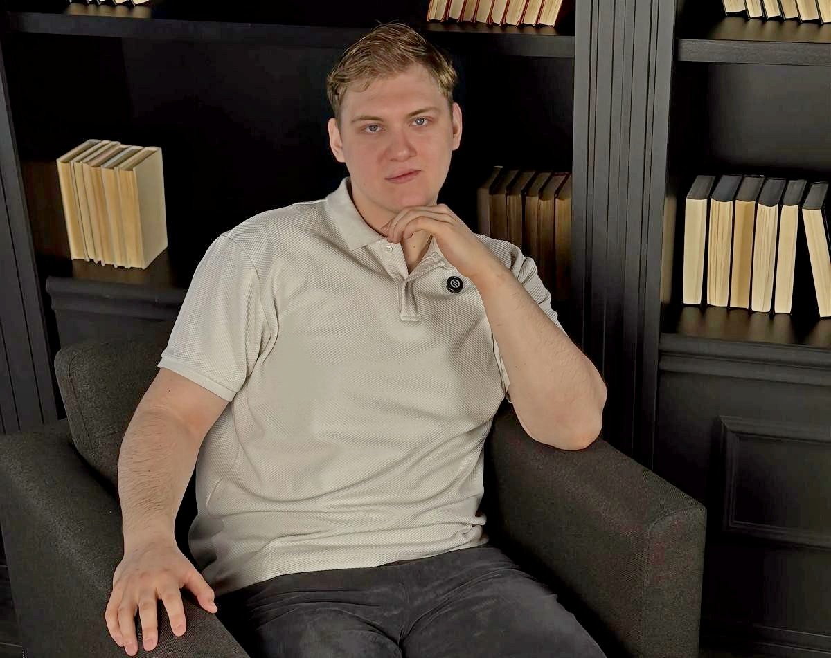 2-Андрей Гребнёв.jpg