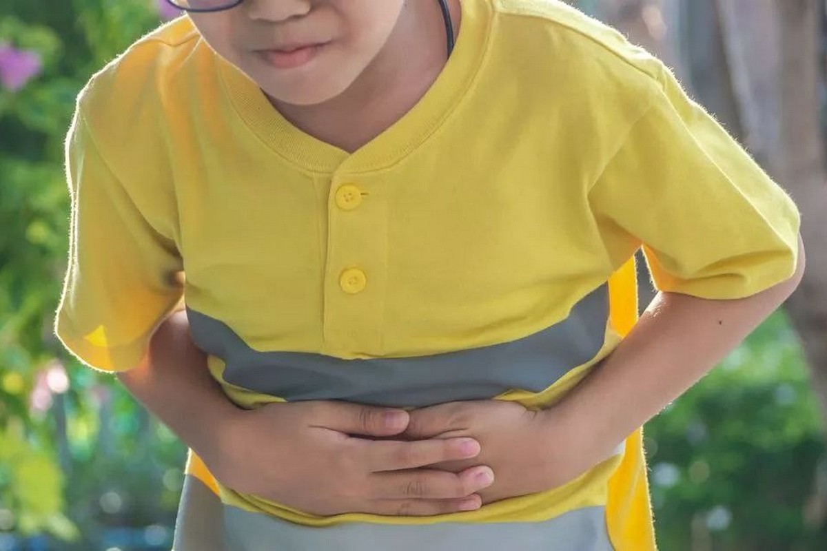 5-У ребенка болит живот.jpg