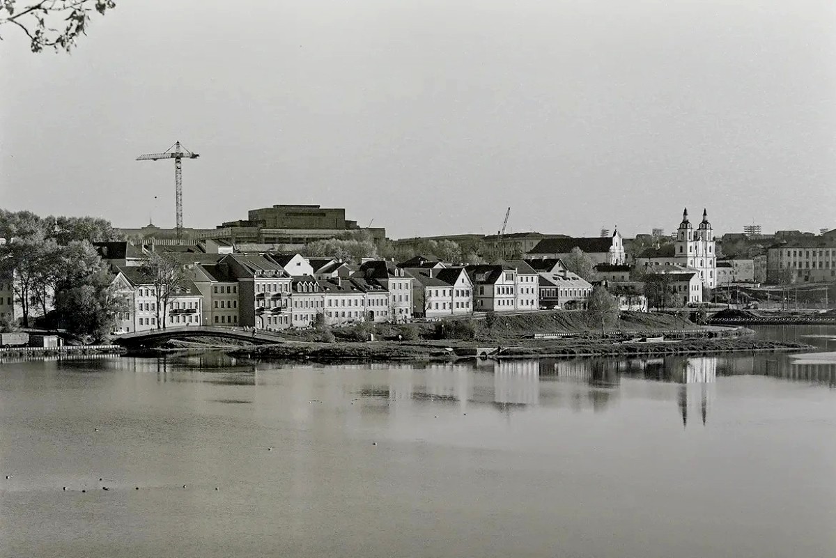 8-Троицкое предместье в июне 1991-года.jpg