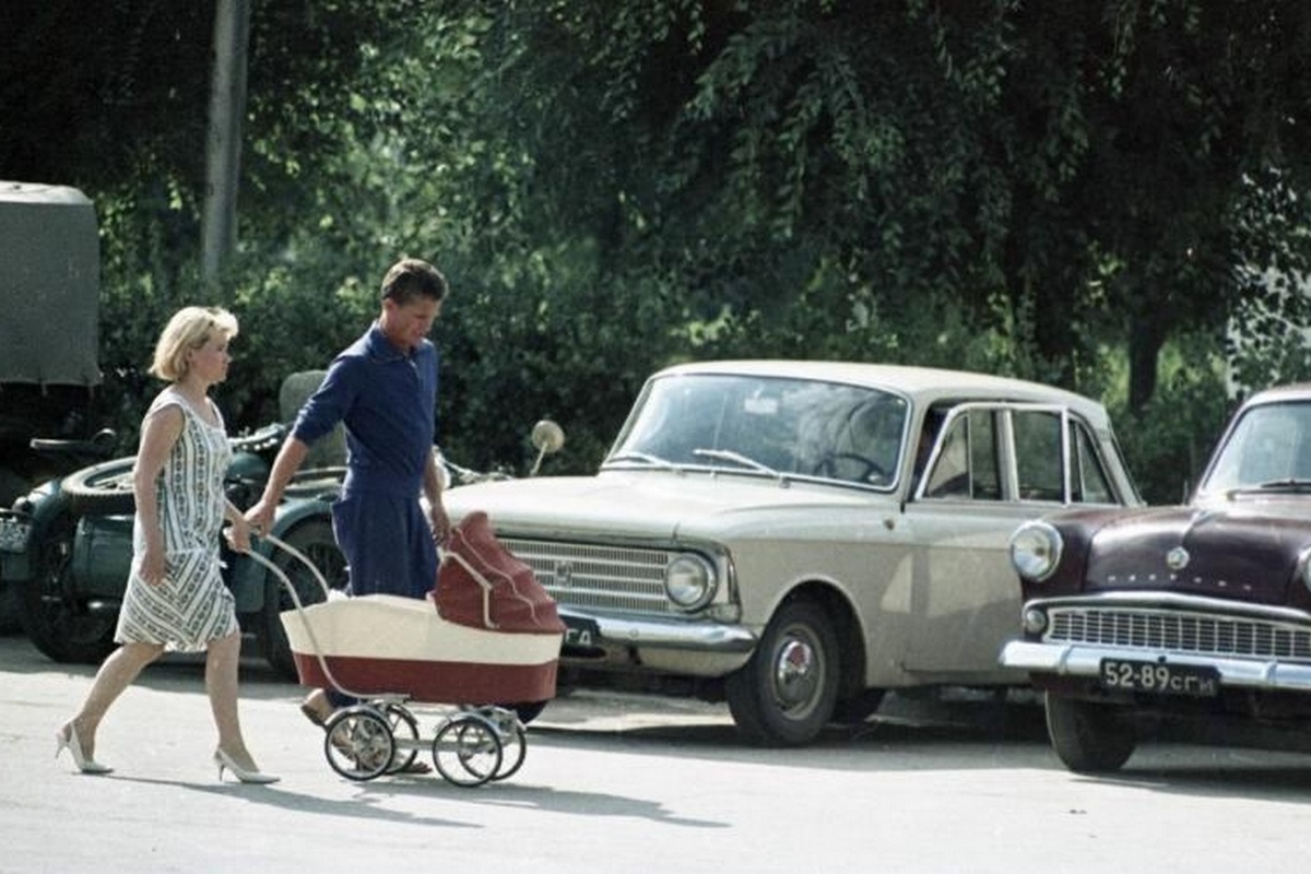 11-Семья с ребенком_Всеволод Тарасевич.jpg