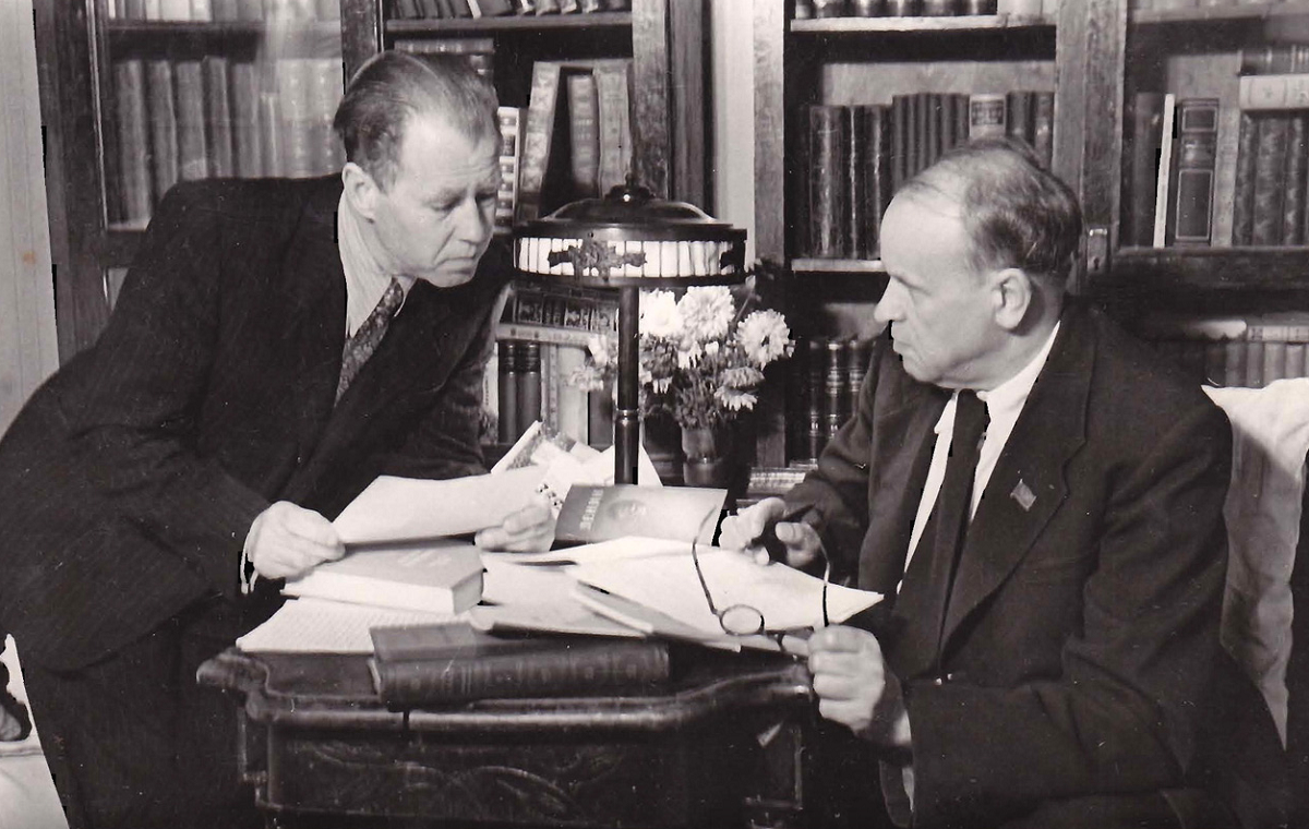 Крапива и Глебка.png