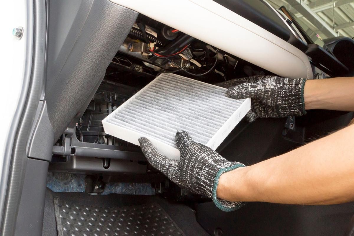 6-Замена салонного фильтра.jpg