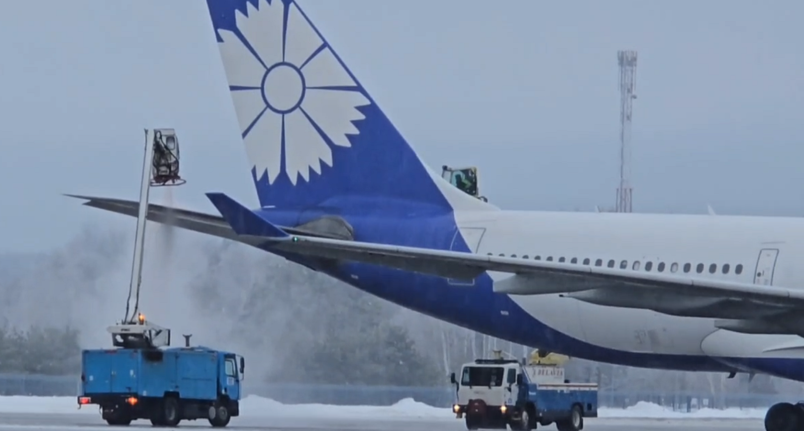 аэропорт наледь