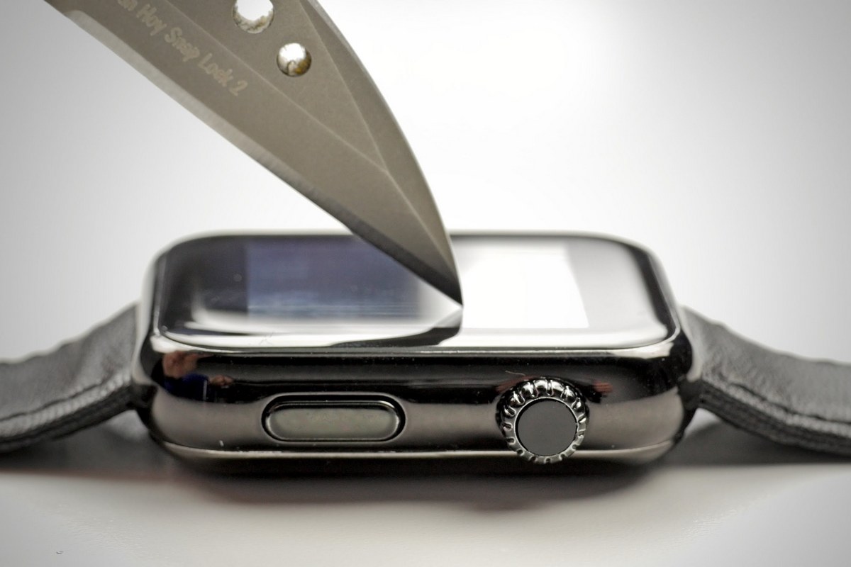 4-Сапфировое стекло в Apple Watch.jpg