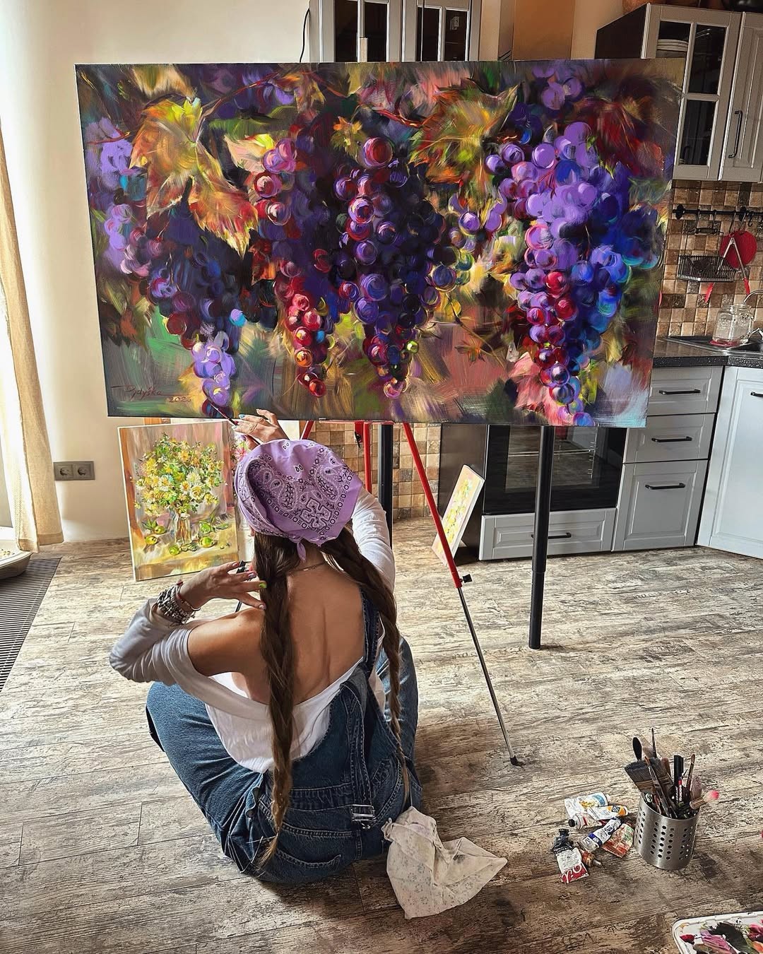 5-Анна за работой над полотном Полдень.jpg