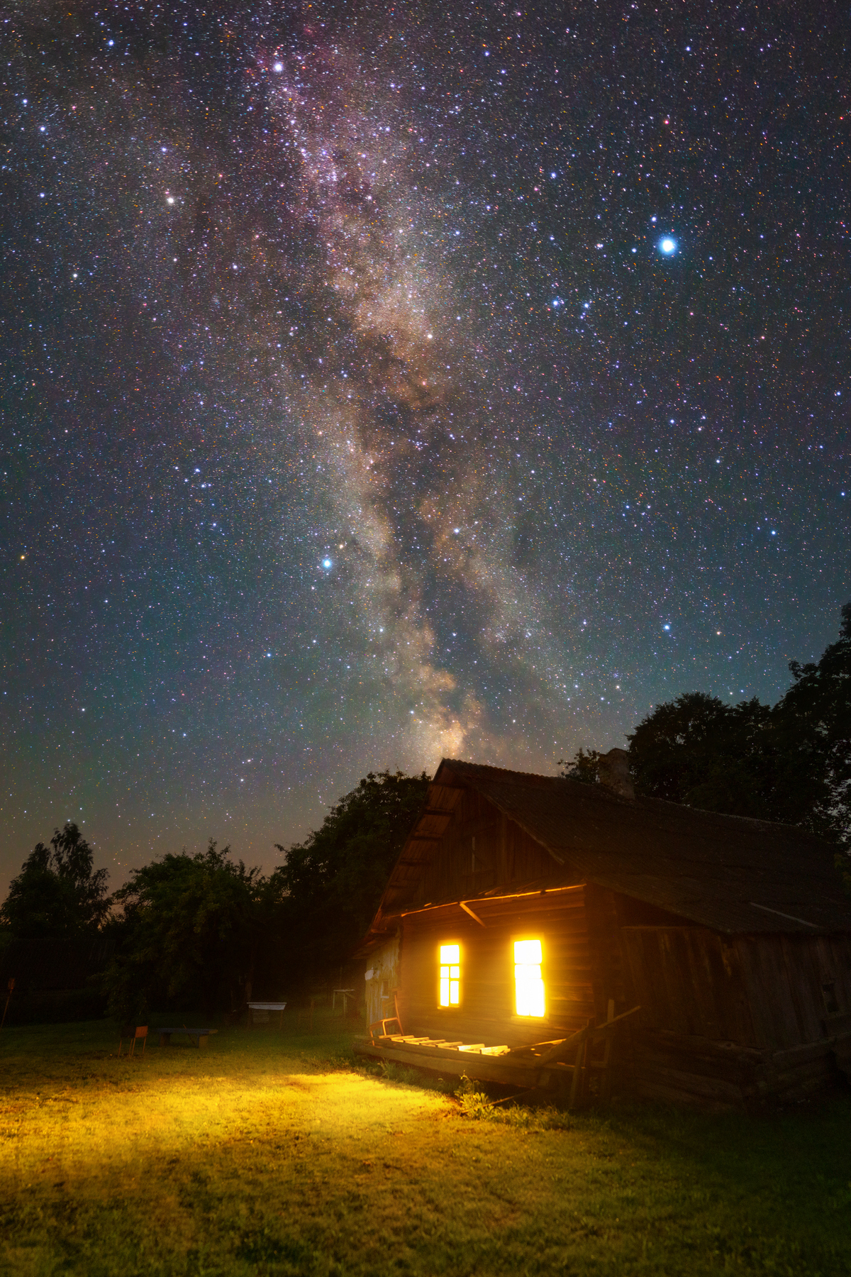 9-Млечный Путь над обычной хатой в Ушачском районе.jpg