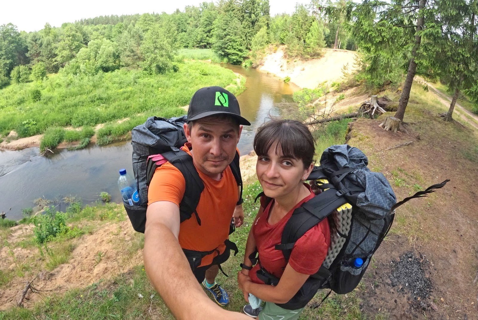 1-Любители пеших походов Алексей и Анна Кушнеревич.jpg