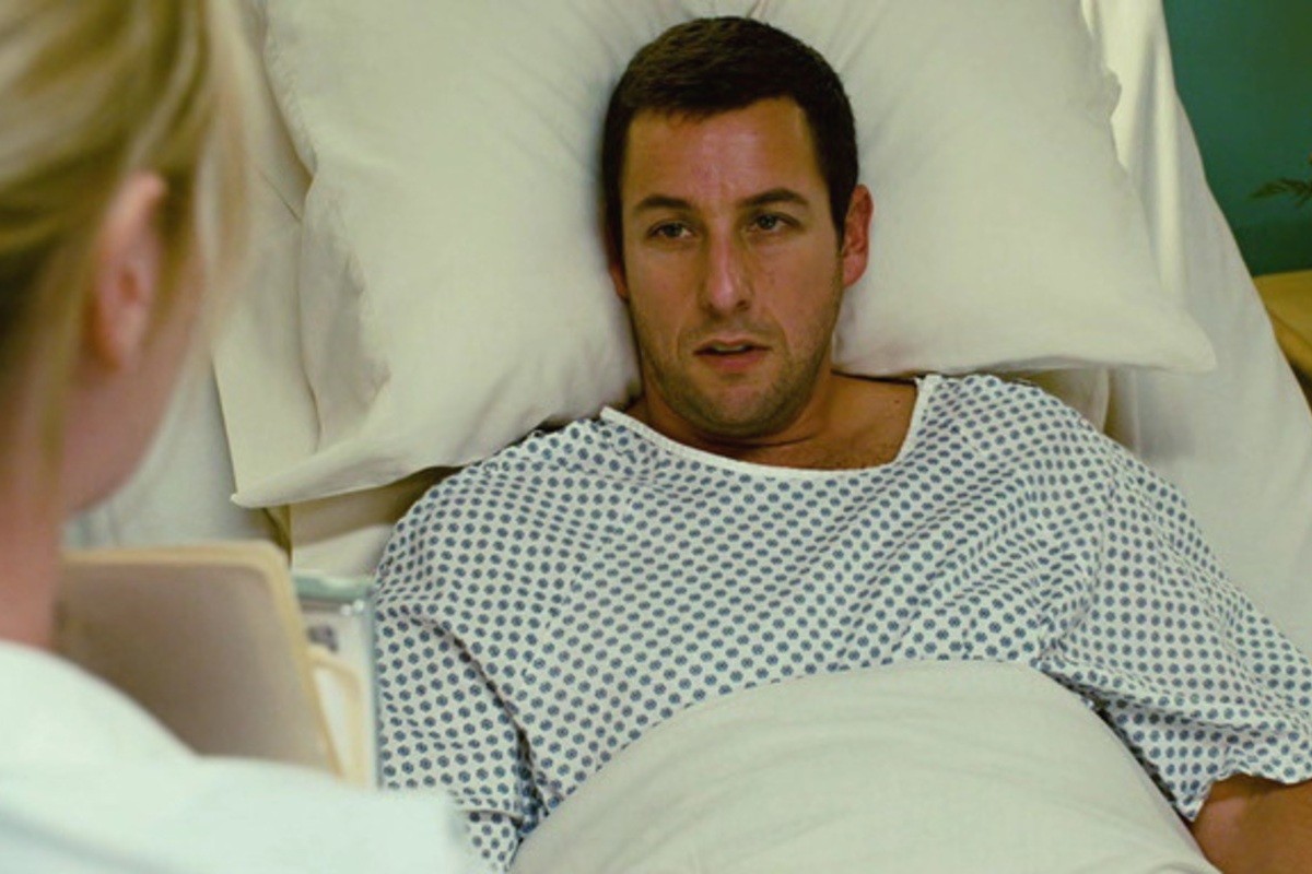 10-Реабилитация после пластики мужчинам дается сложнее чем женщинам кадр из фильма Чак и Ларри.jpg