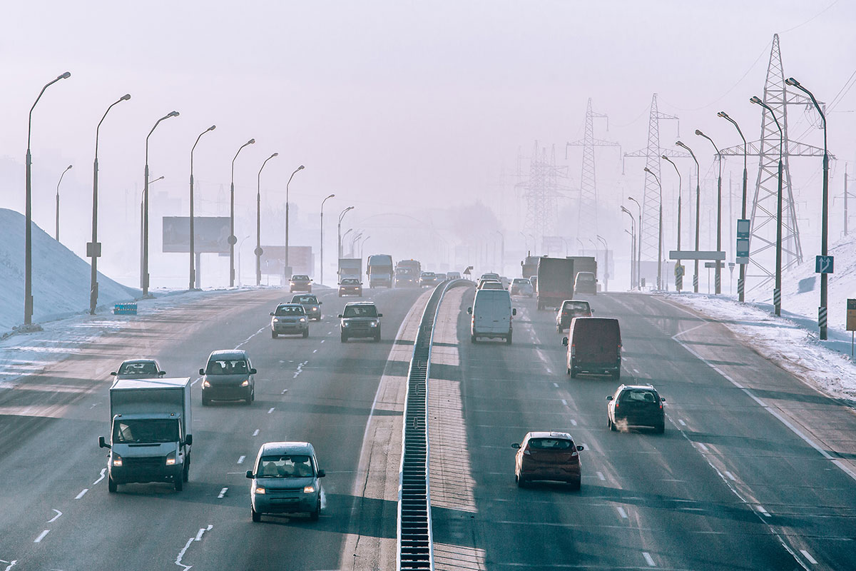 интенсивный трафик на дороге