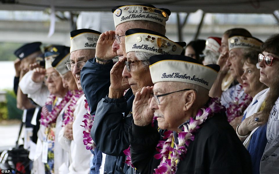 Почтения памяти нападения на Перл-Харбор на Гавайях