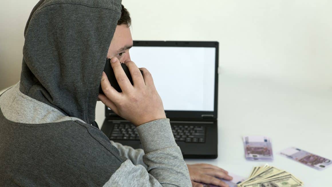 мошенники-телефон