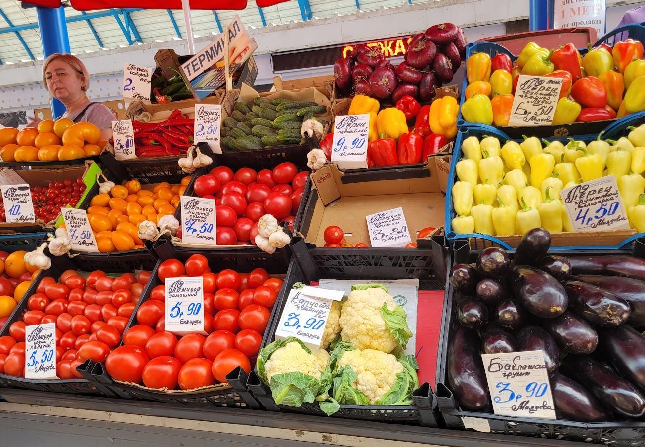 Местные овощи и фрукты.jpg
