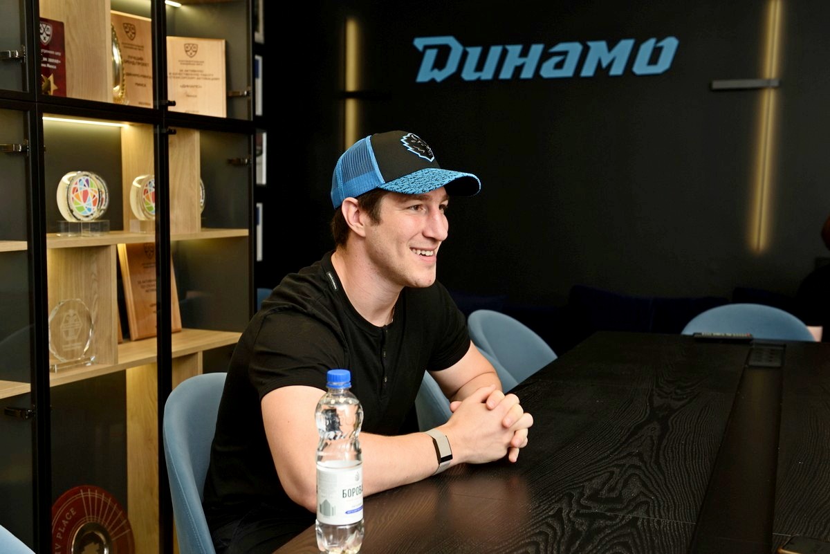 6-Даррен Диц во время интервью Смартпресс.jpg