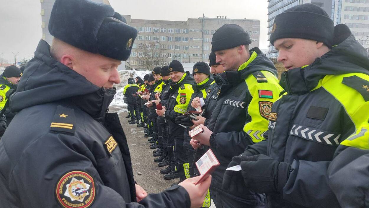 инспекторы ГАИ