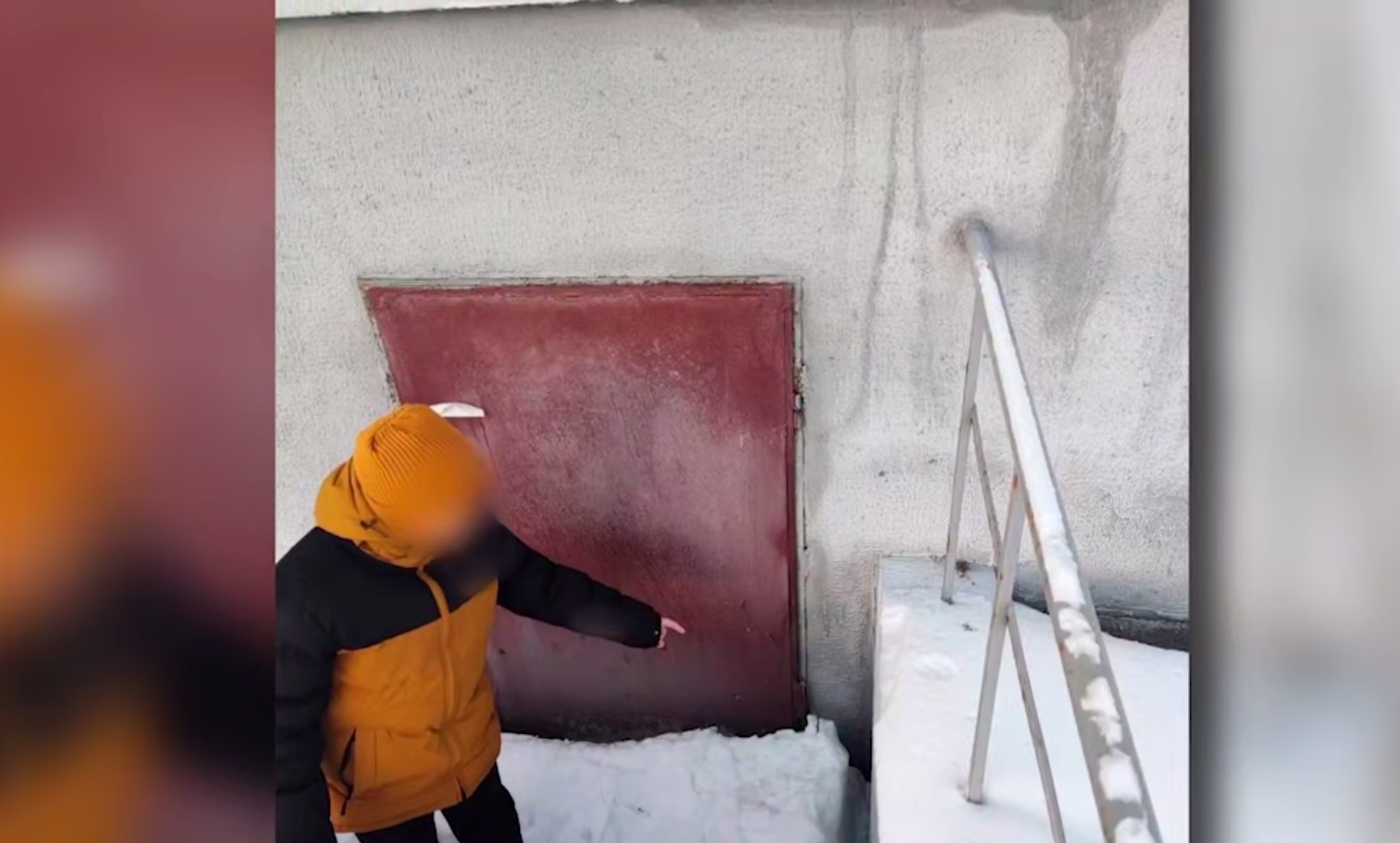 нашел деньги возле подвала