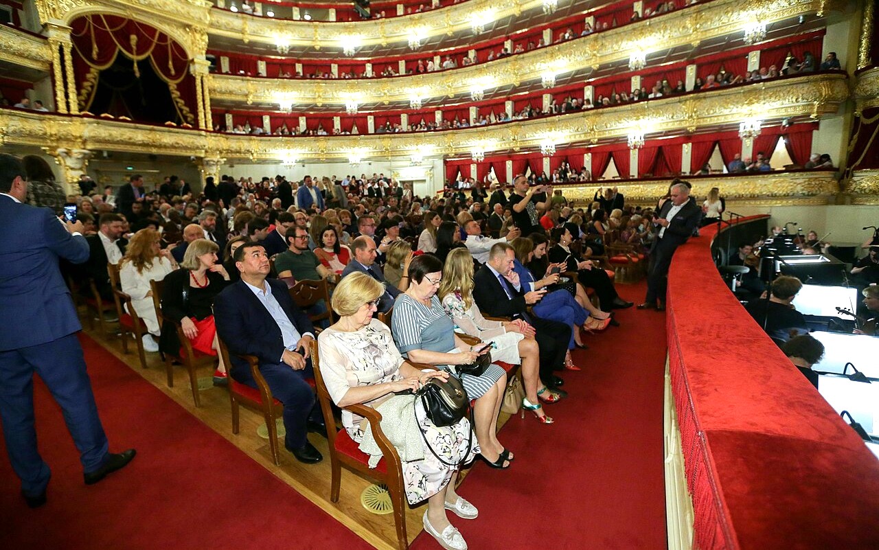 2019,_Interior_of_the_Bolshoi_Theatre_(2).jpg