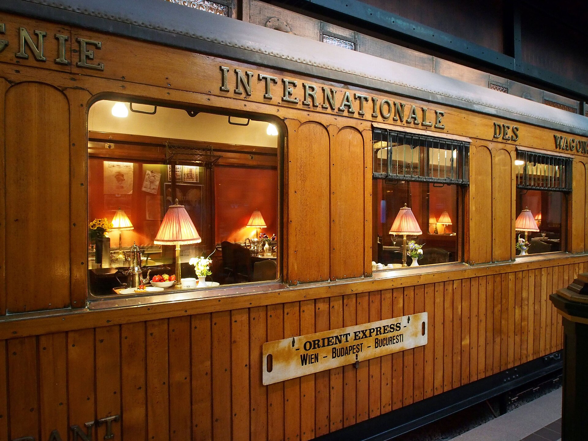 1920px-Orient_Express_Spoorwegmuseum.jpg