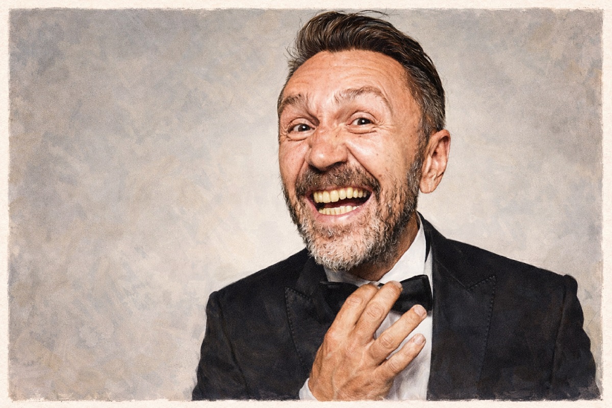 Шнуров в смокинге