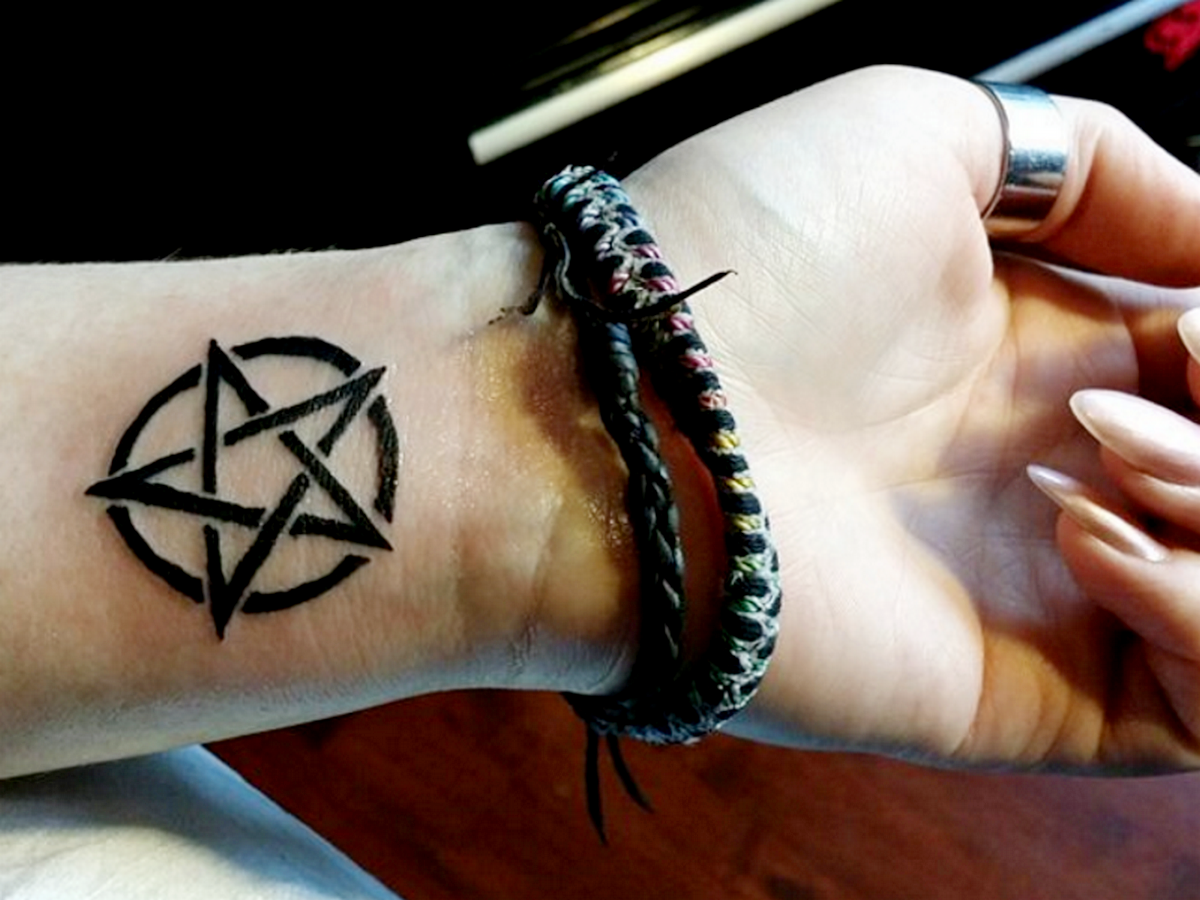 Татуировка пентакль 2.png