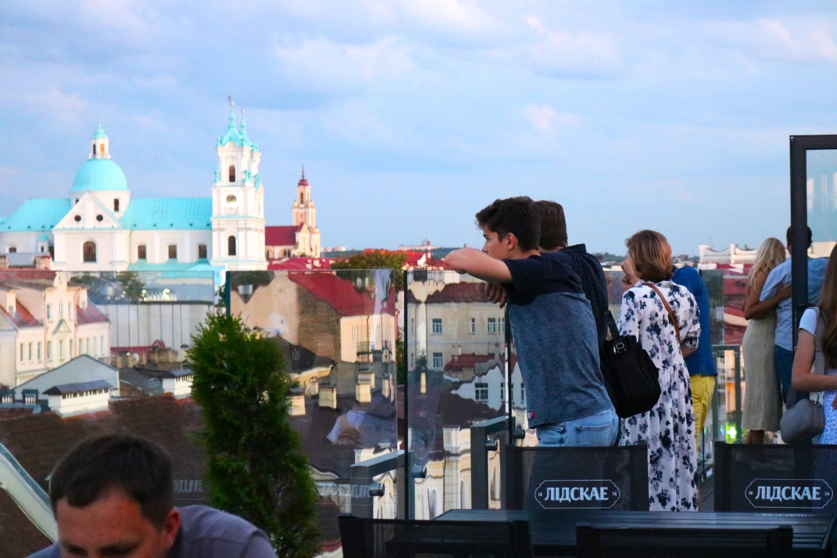 люди в Беларуси.JPG
