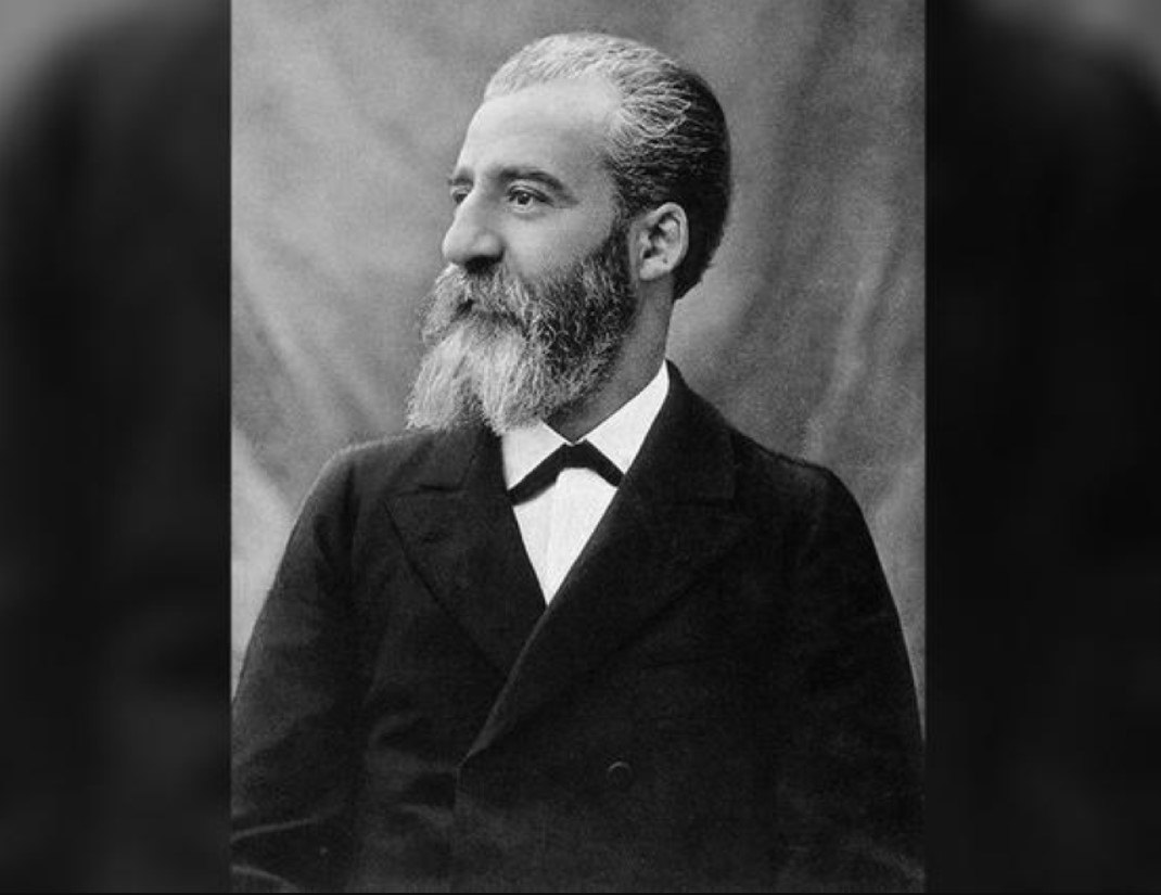 Анри Муассан