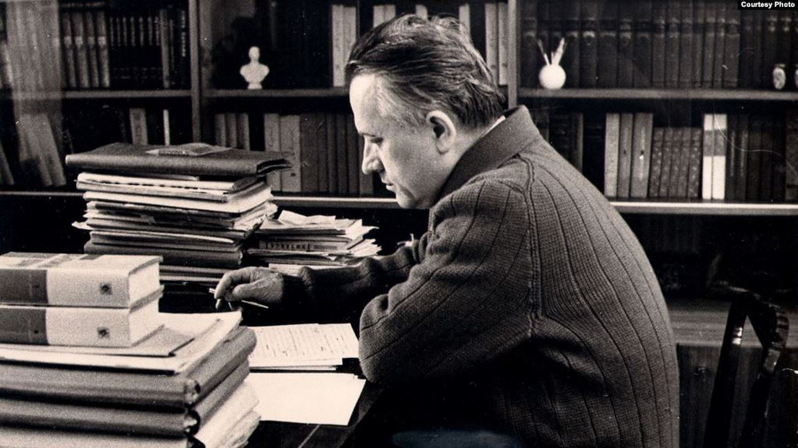 Иван Шамякин