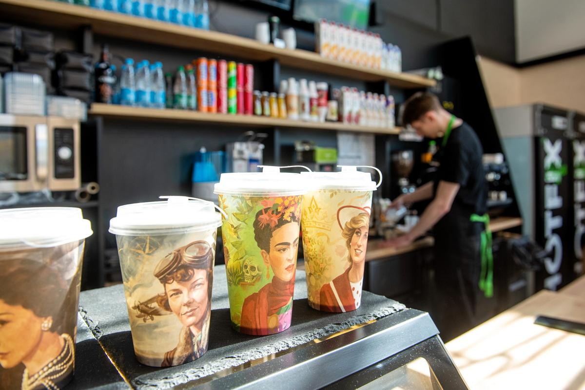 В кофейне.jpg