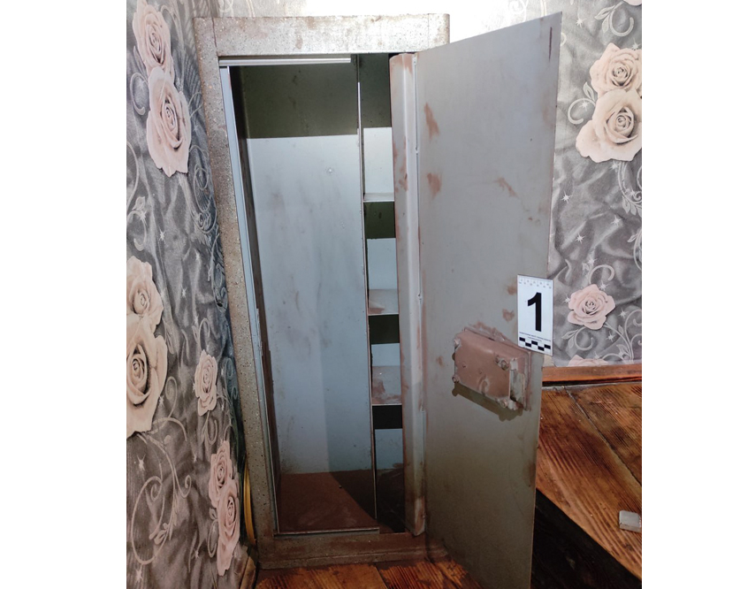 сейф сейф.jpg