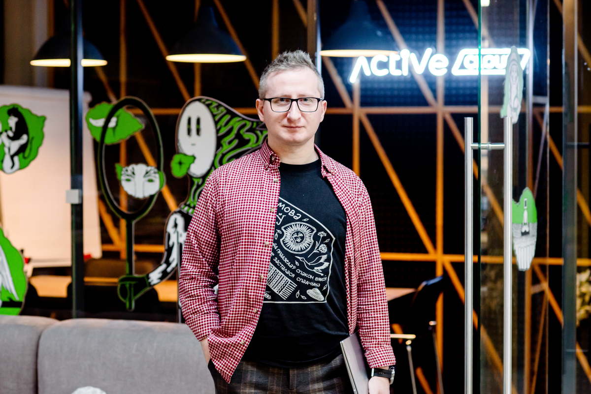 Павел Райков