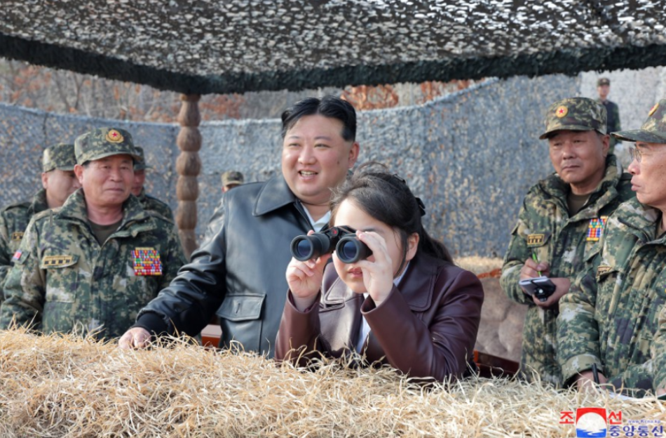 ким чен ын с дочерью