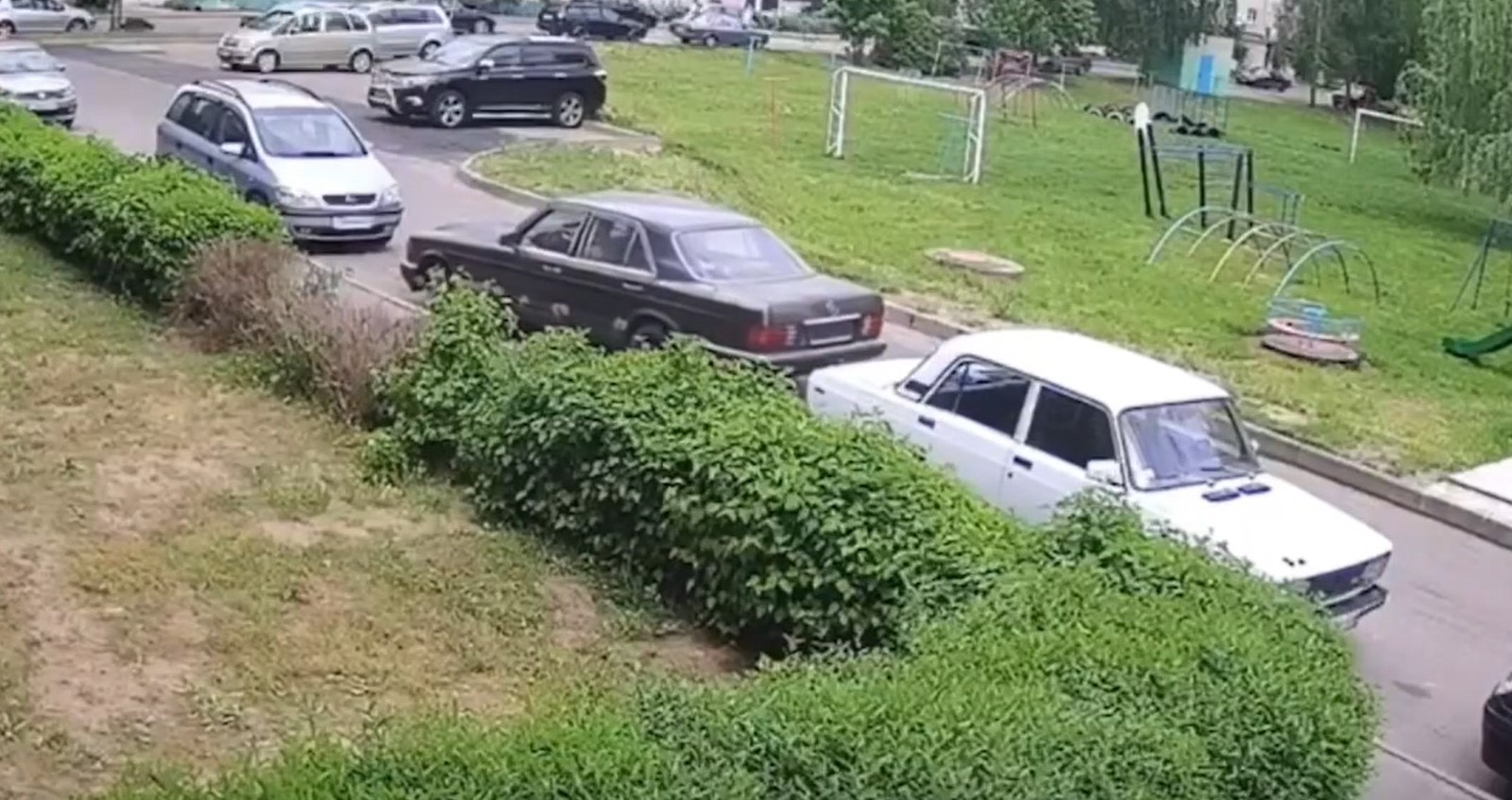 водитель ехал задним ходом в Бобруйске водитель ехал задним ходом в Бобруйске