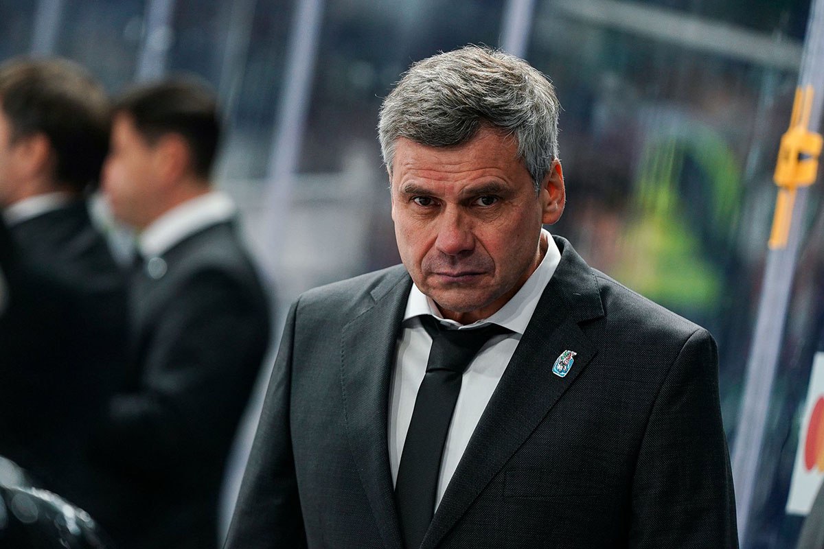 Дмитрий Квартальнов