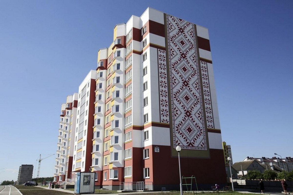 14-Жилой дом на улице Павлины Мяделки в Минске 2025 год.jpg