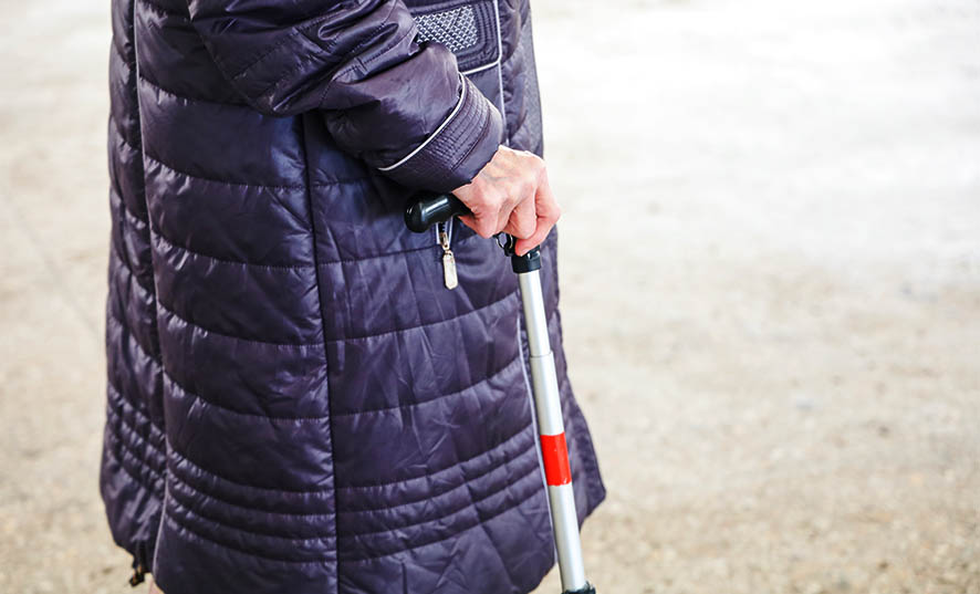 Пожилая женщина 