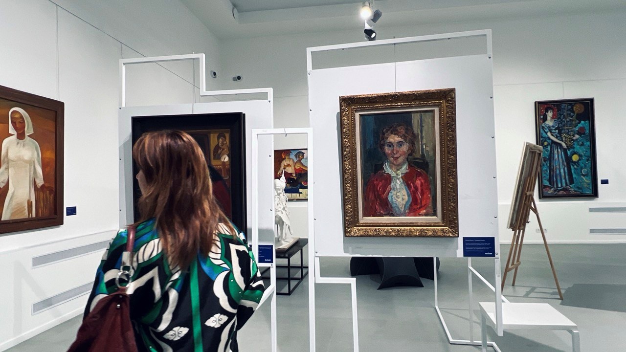 2-Галерея Арт Беларусь выставка Вечная женственность.jpg