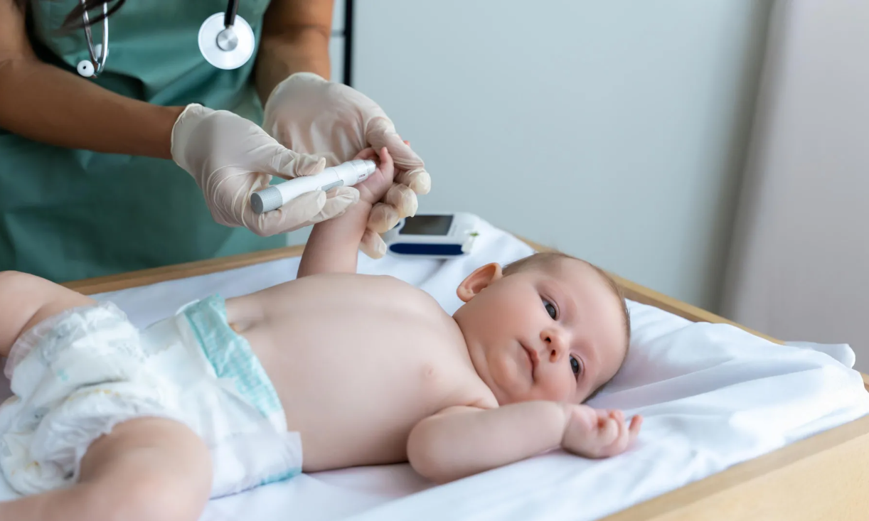 новорожденный