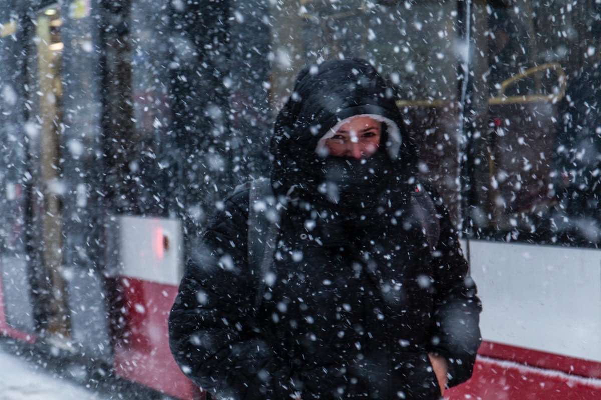 похолодание, идет снег