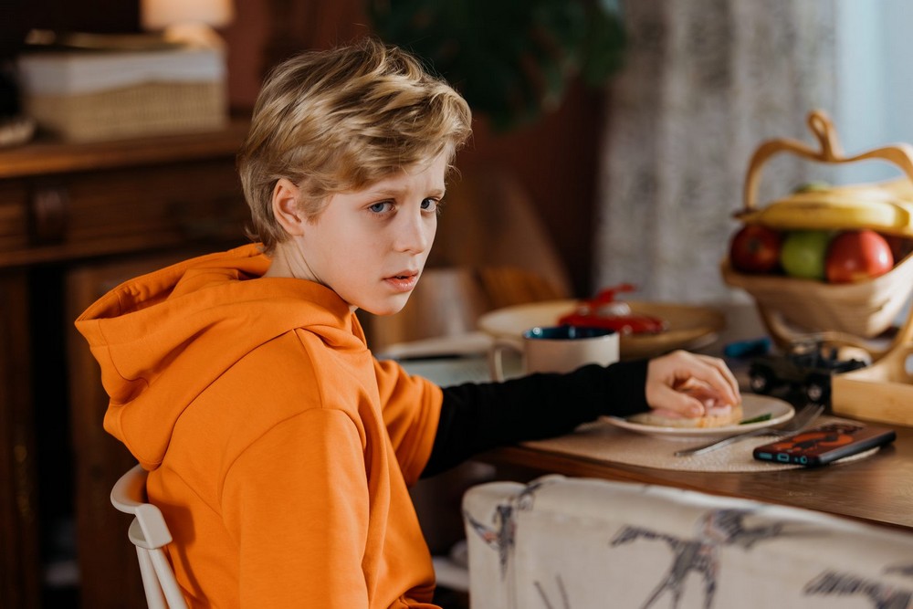 4-Что делать если ребенок часто болеет кадр из фильма Одни дома.jpg