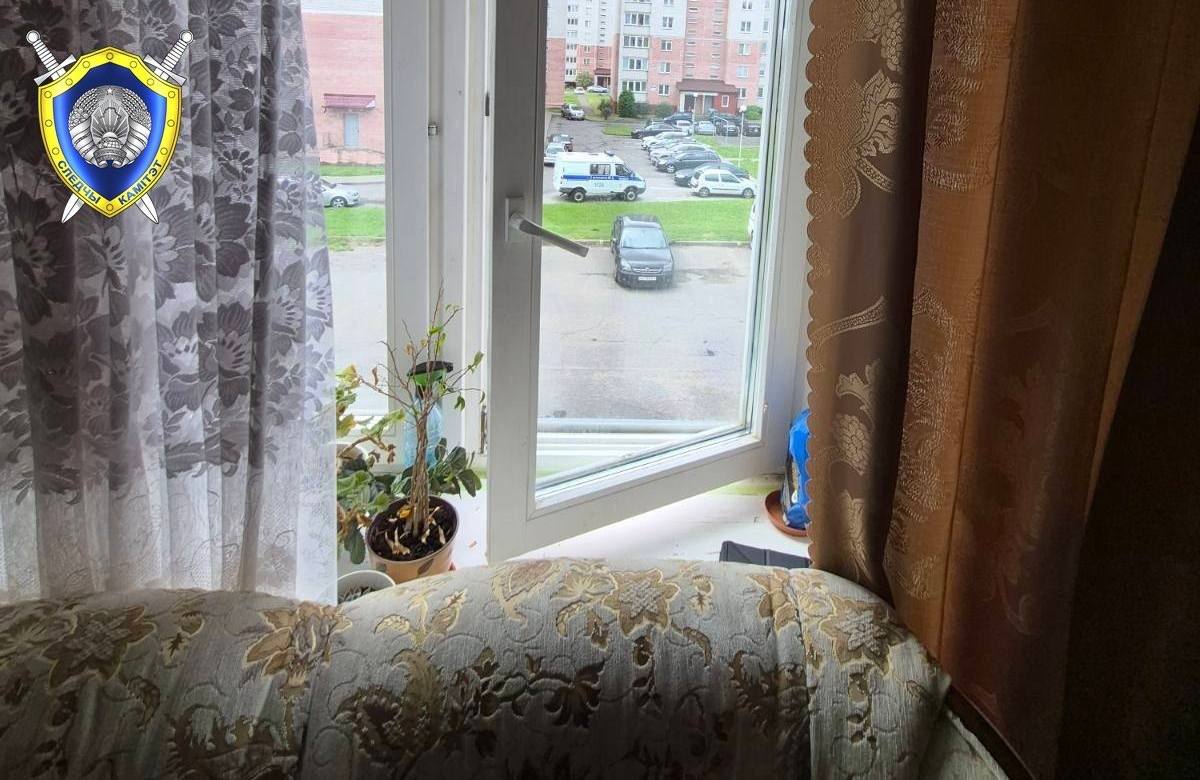 Барановичи. Окно Барановичи. Окно