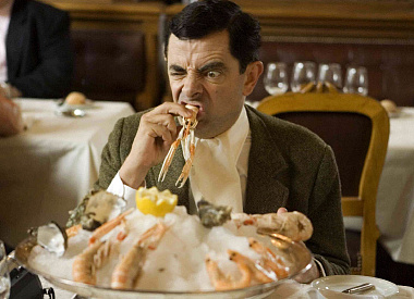 Не запивать еду газировкой, избегать сырых продуктов: 7 правил, которые могут спасти от проблем с ЖКТ