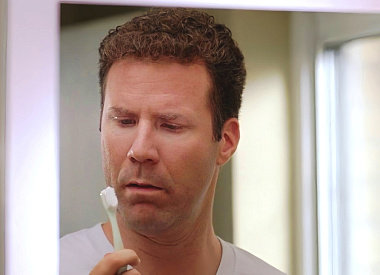 “Виновата жесткая щетка” – и еще 6 заблуждений о кровоточивости десен. Что о них думает стоматолог?