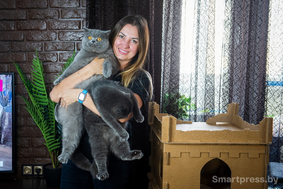 22-Екатерина с Баксом и Боней на руках.jpg