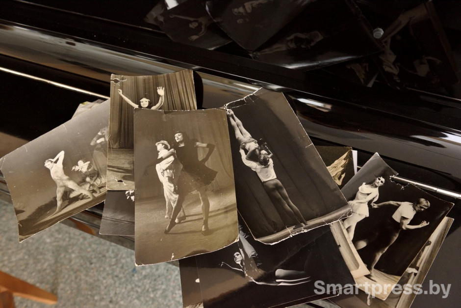 Старые фото Людмилы Ефремовой.jpg Старые фото Людмилы Ефремовой.jpg