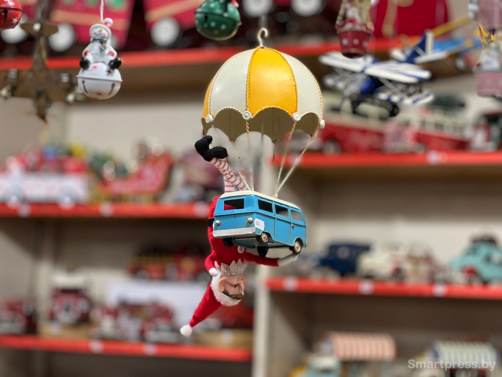 20-Страсбург 2025. Рождественская ярмарка типичные эльзасские игрушки.jpg