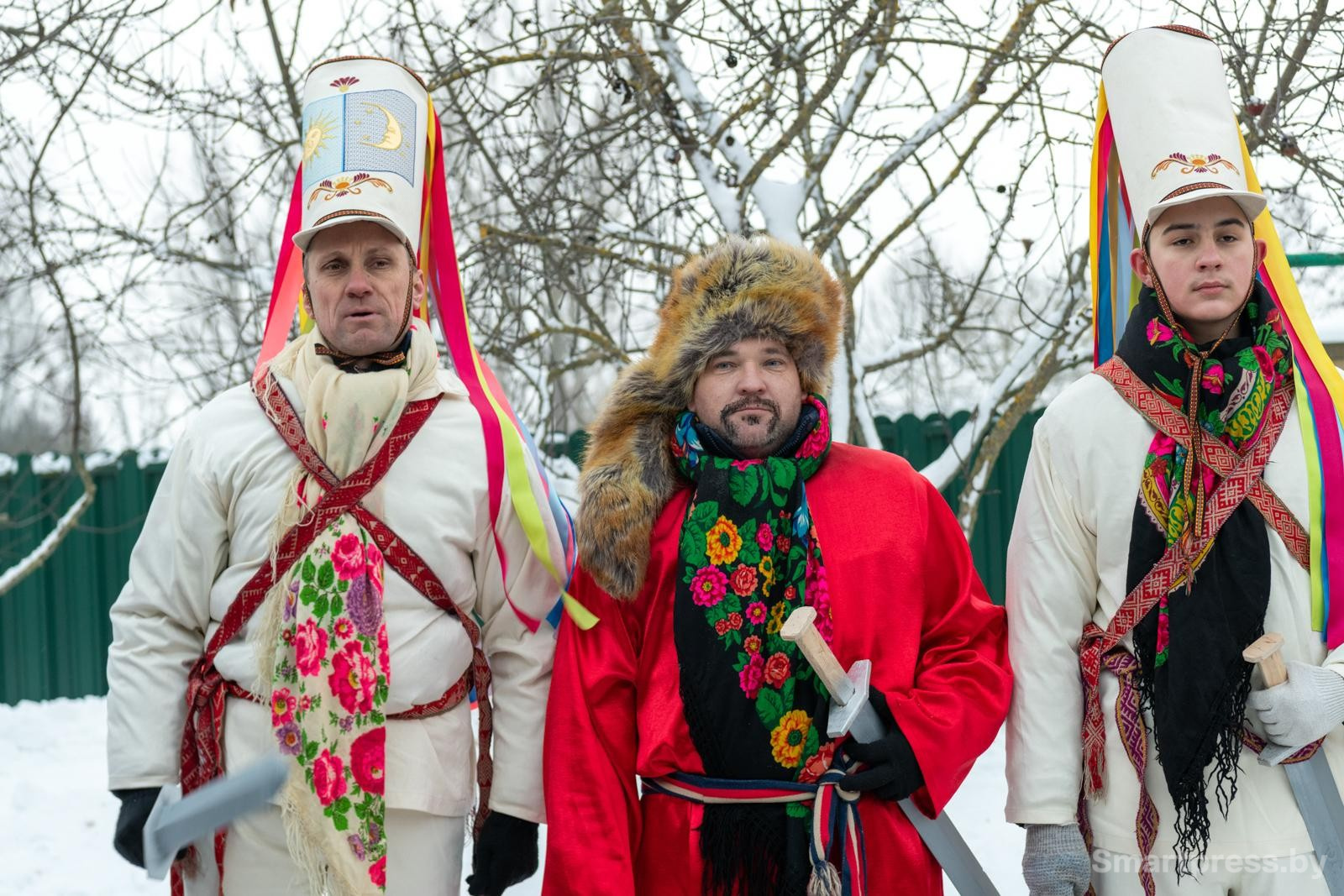 22-Во время обряда Колядные цари.jpg