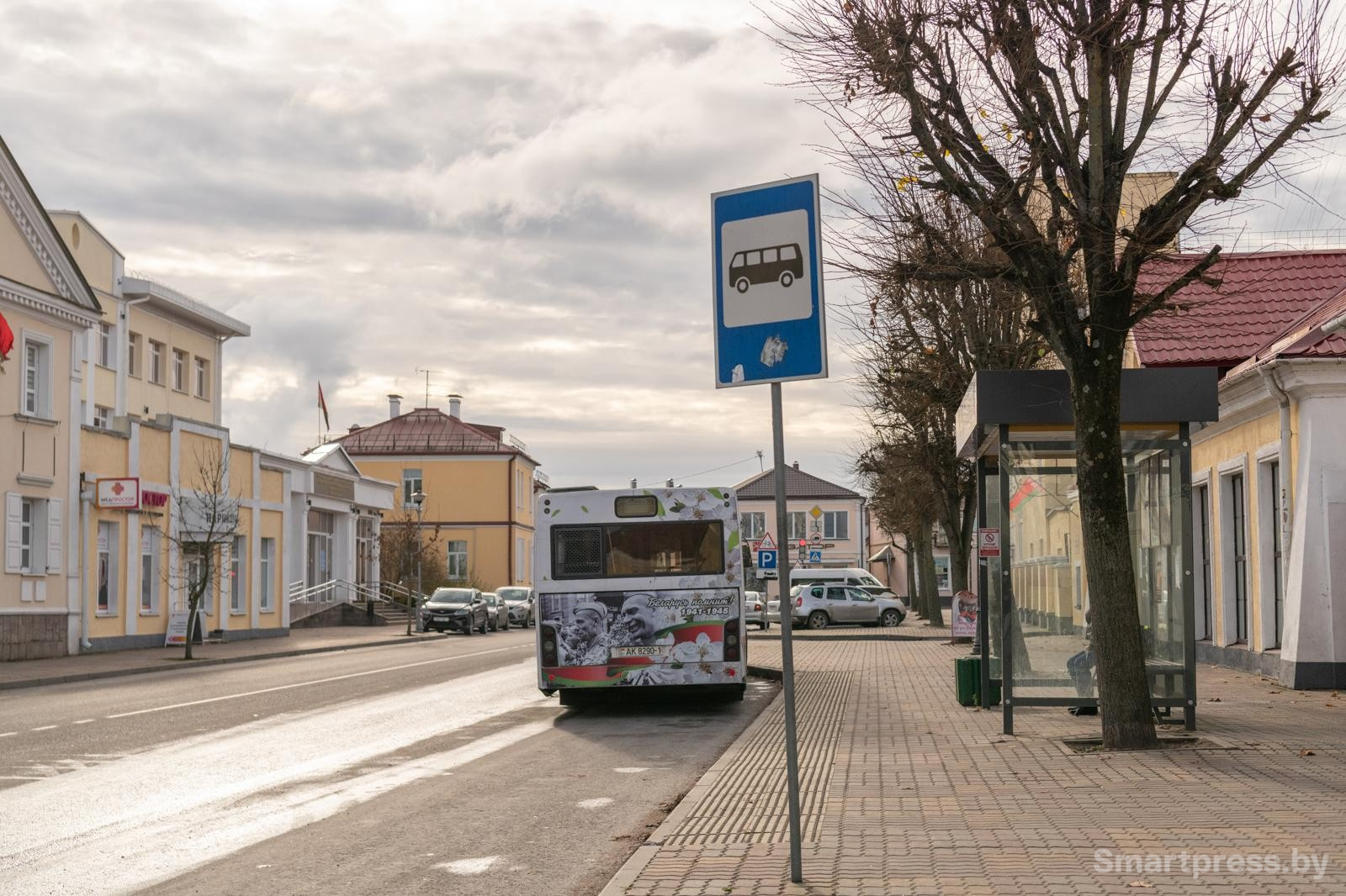 26-Автобусная остановка в Кобрине.jpg 26-Автобусная остановка в Кобрине.jpg