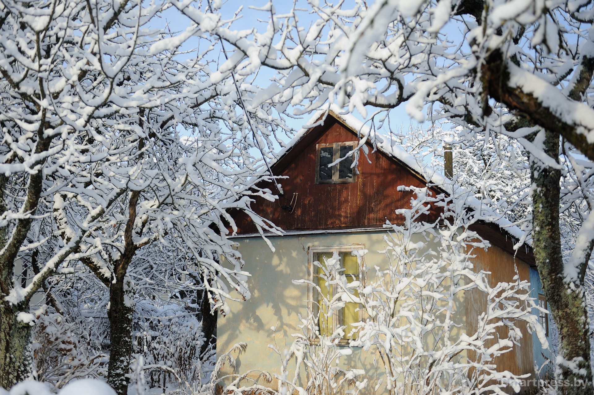 зимняя хата