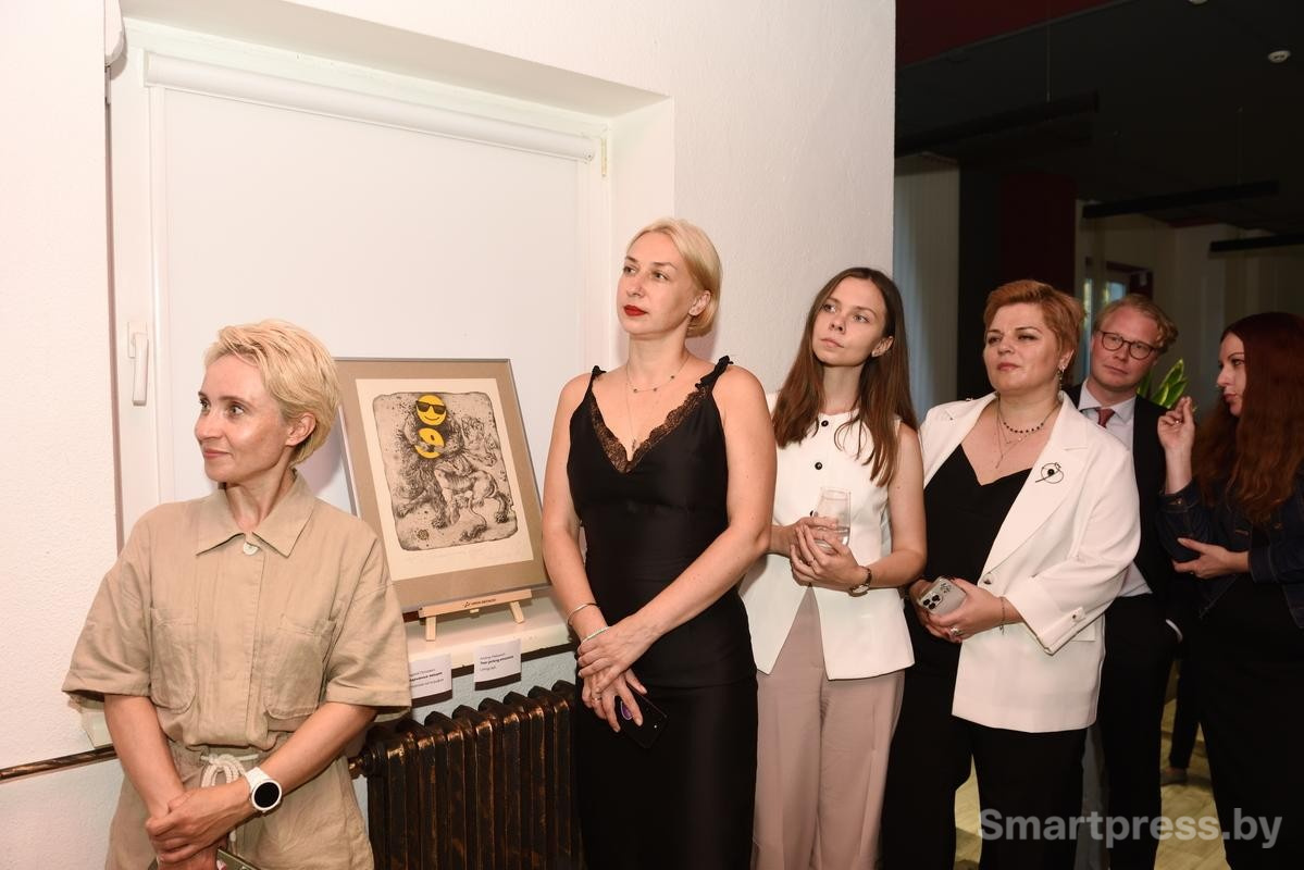 27-Art at Work в офисе Смартпресс.jpg