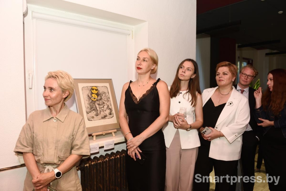 27-Art at Work в офисе Смартпресс.jpg